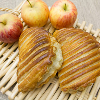 Chaussons feuilletés pomme / abricot